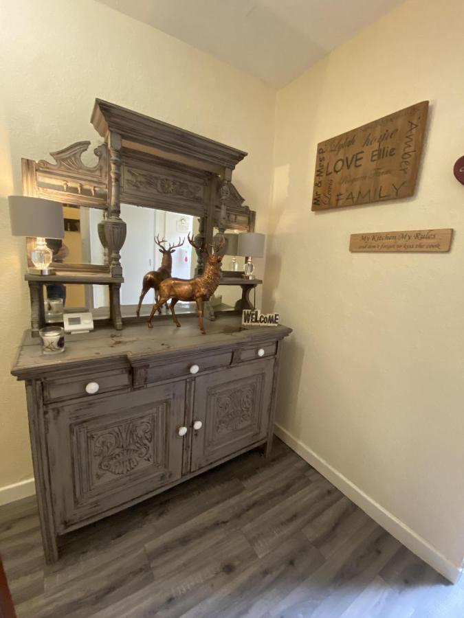 Rooms At The Usk Talybont-on-Usk ภายนอก รูปภาพ