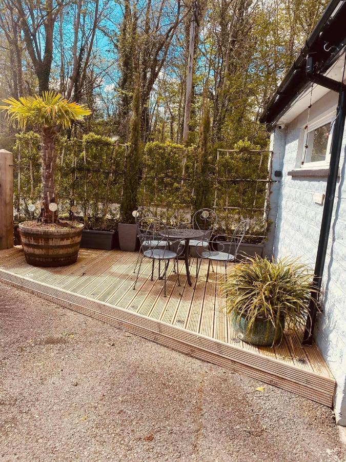 Rooms At The Usk Talybont-on-Usk ภายนอก รูปภาพ