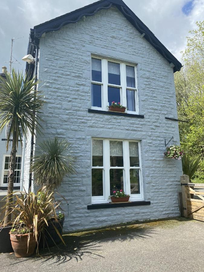Rooms At The Usk Talybont-on-Usk ภายนอก รูปภาพ